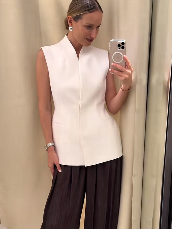 Zara Jackets & Blazers - NWT Zara Viral White Sleeveless Waistcoat Size XS